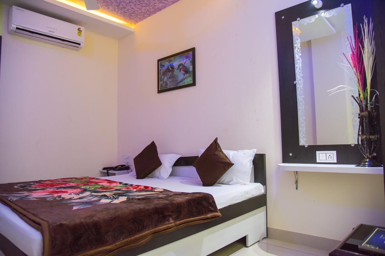 Hotel Tulsi Residency Bhuj Extérieur photo
