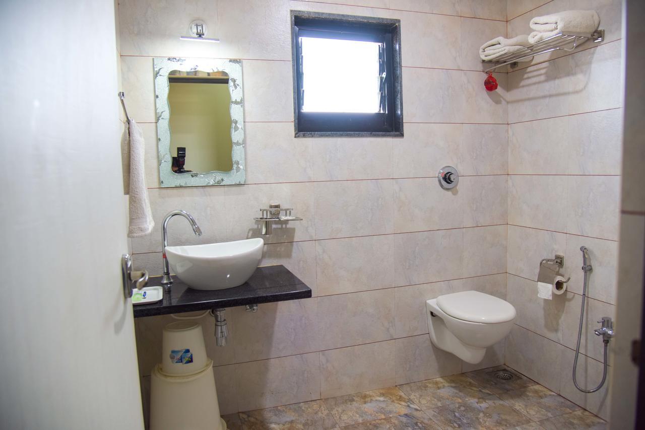 Hotel Tulsi Residency Bhuj Extérieur photo