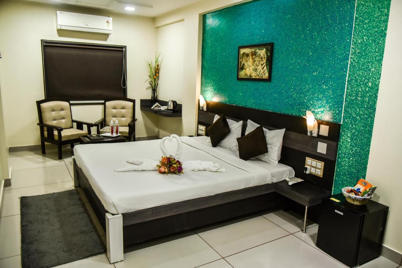 Hotel Tulsi Residency Bhuj Extérieur photo